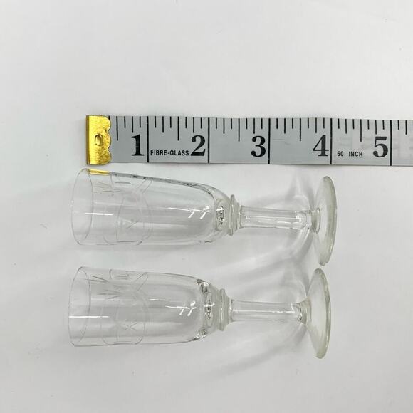 VTG MCM Set of 2 Apertif/Sherry/Port/Shot Glasses Starburst Etched Glass Retro - Picture 4 of 9